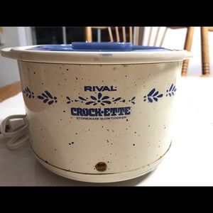Vintage Rival mini crock-ette good used condition blue speckles with lid